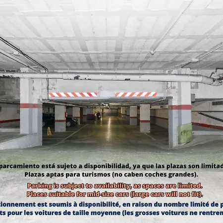 Uhc Center Apartment