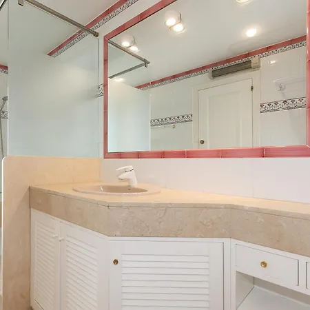 Appartement Uhc Center