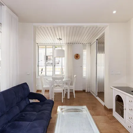 Apartment Uhc Center *